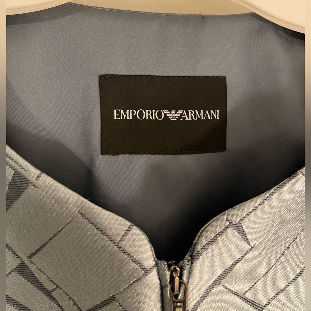 Beautiful Armani Jacket - image 2